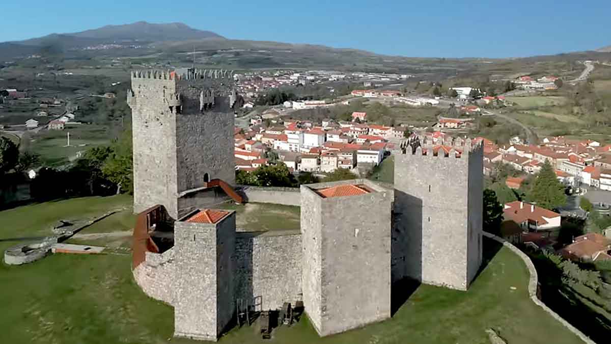 Vista aérea do Castelo de Montalegre